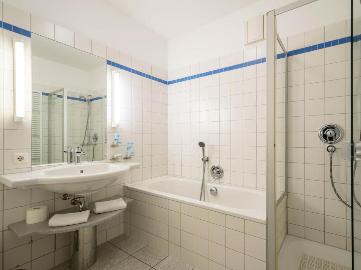 Kaiservillen Heringsdorf - Ferienwohnung Mit 1 Schlafzimmer Und Terrasse D102 Exterior foto